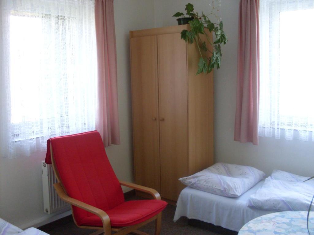 Pension U Kastanu Karlovy Vary Oda fotoğraf